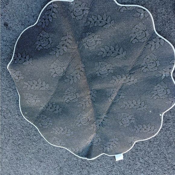 Murakami Rug - Picture 2 of 2